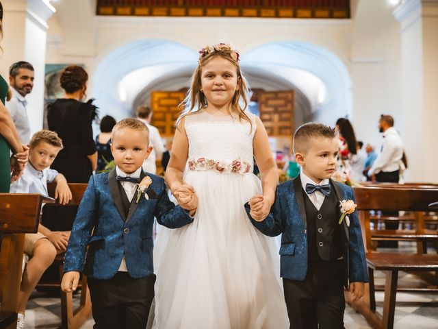 La boda de Jose Daniel y Vanesa en Nerja, Málaga 23