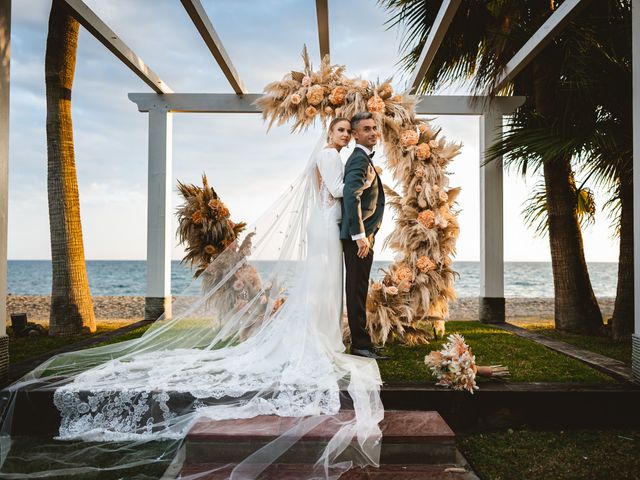 La boda de Jose Daniel y Vanesa en Nerja, Málaga 41