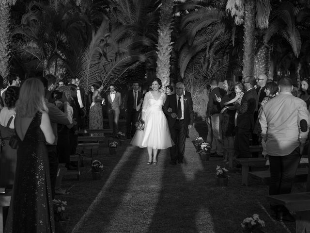 La boda de Víctor y Carmen en Guargacho, Santa Cruz de Tenerife 34