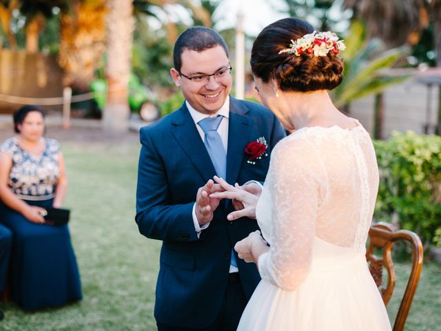 La boda de Víctor y Carmen en Guargacho, Santa Cruz de Tenerife 40