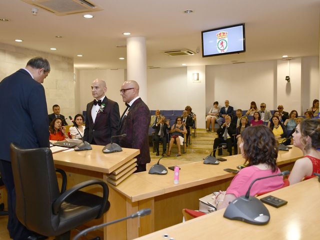 La boda de Juan Carlos y Floren en Madrid, Madrid 13