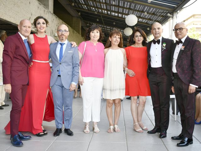 La boda de Juan Carlos y Floren en Madrid, Madrid 42