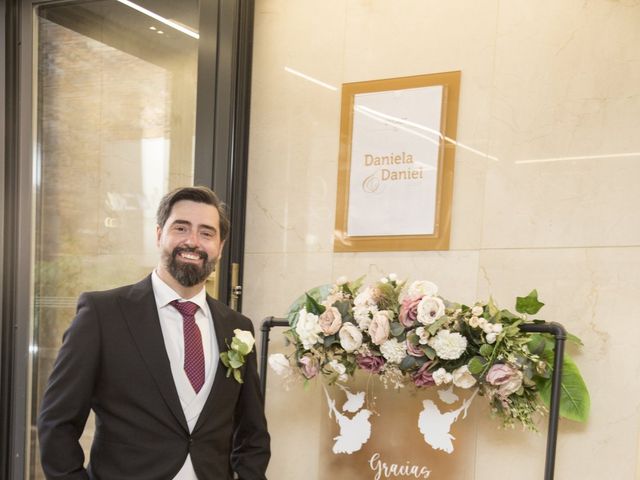 La boda de Daniel y Daniela en Madrid, Madrid 10