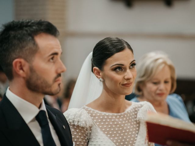 La boda de Rubén y Sole en Caracuel De Calatrava, Ciudad Real 47