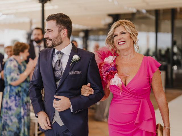 La boda de Yolanda y Manuel en Benahavis, Málaga 17