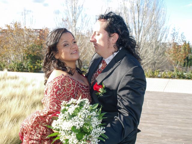 La boda de Victor y Monica  en Alcorcón, Madrid 4