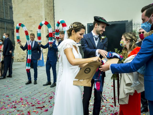 La boda de Bea y Jon en Elorriaga, Álava 31