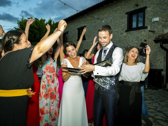 La boda de Bea y Jon en Elorriaga, Álava 64