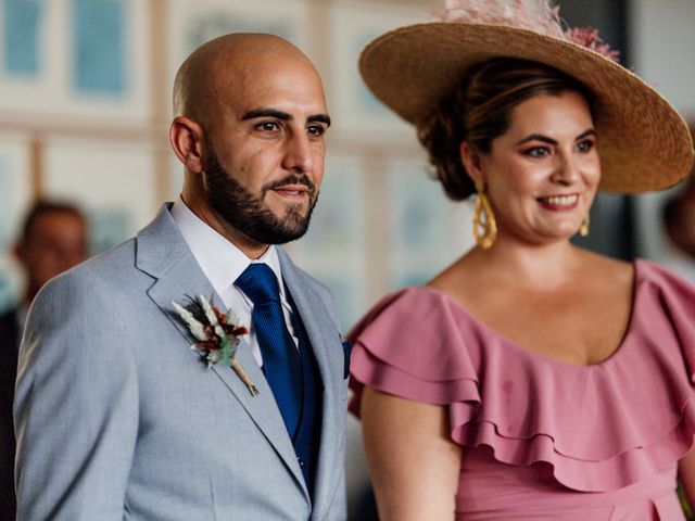 La boda de Alejandro y Rosaura en Villamanrique De La Condesa, Sevilla 7