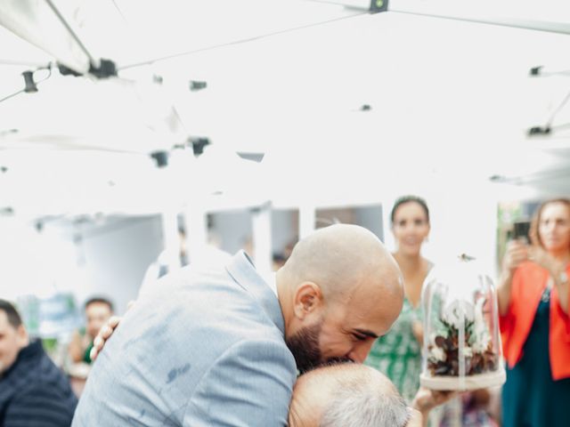 La boda de Alejandro y Rosaura en Villamanrique De La Condesa, Sevilla 14