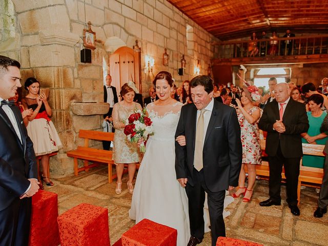 La boda de Carlos y Selene en Freande, Orense 40