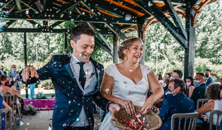La boda de Alex y Miriam en Leon, Lugo