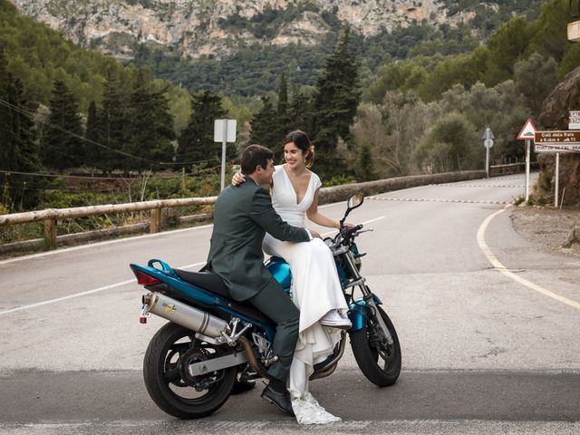 La boda de Manuel y Carolina en Palma De Mallorca, Islas Baleares 44