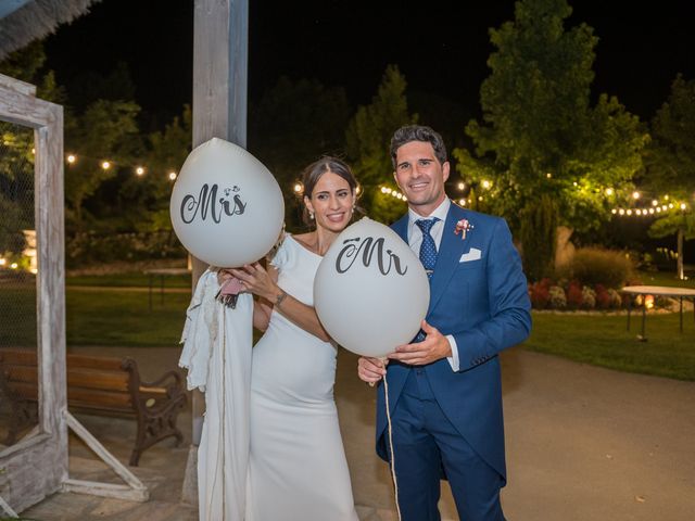 La boda de José y Luli en Valdemorillo, Madrid 23