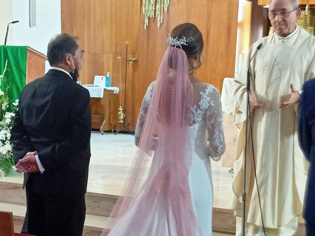 La boda de Mario y Lidia  en Puertollano, Ciudad Real 1