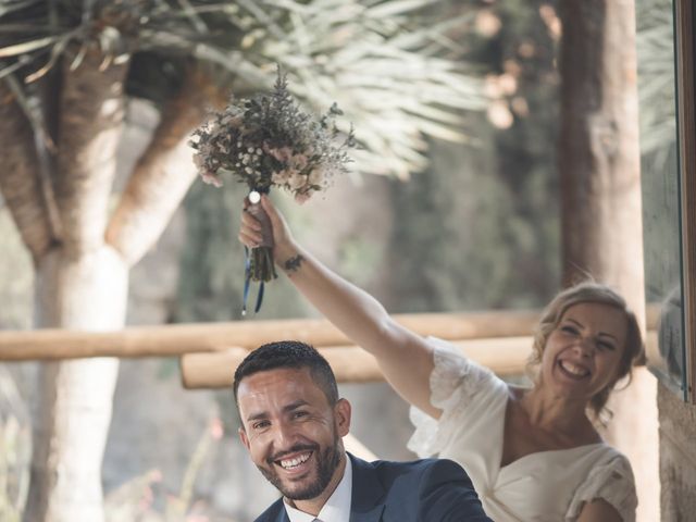 La boda de Richard y Rosario en Santa Cruz De Tenerife, Santa Cruz de Tenerife 32