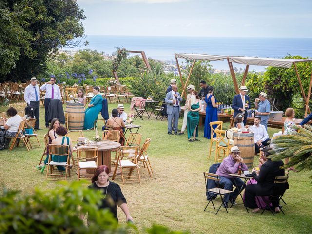 La boda de Jeremi y Marina en La Orotava, Santa Cruz de Tenerife 44