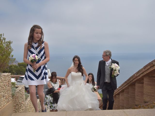 La boda de Daniel y Carla en Sant Feliu De Guixols, Girona 19