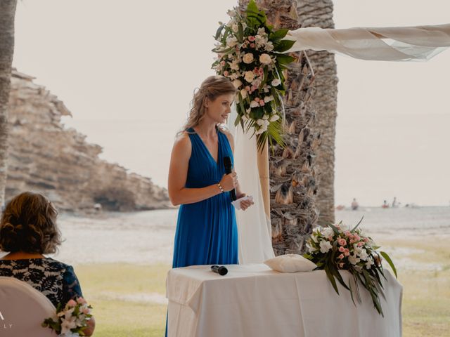 La boda de Ángel y Angélica en Urbanización Montiboli, Alicante 6