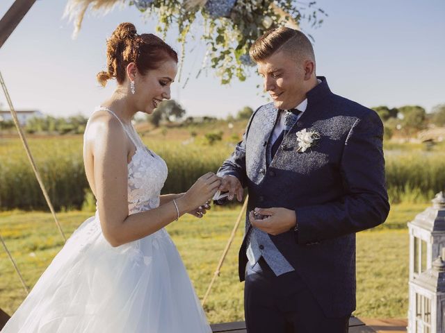 La boda de Cristian  y Merce en León, León 15