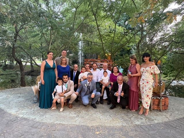 La boda de Sandra y Óscar  en Valdastillas, Cáceres 4