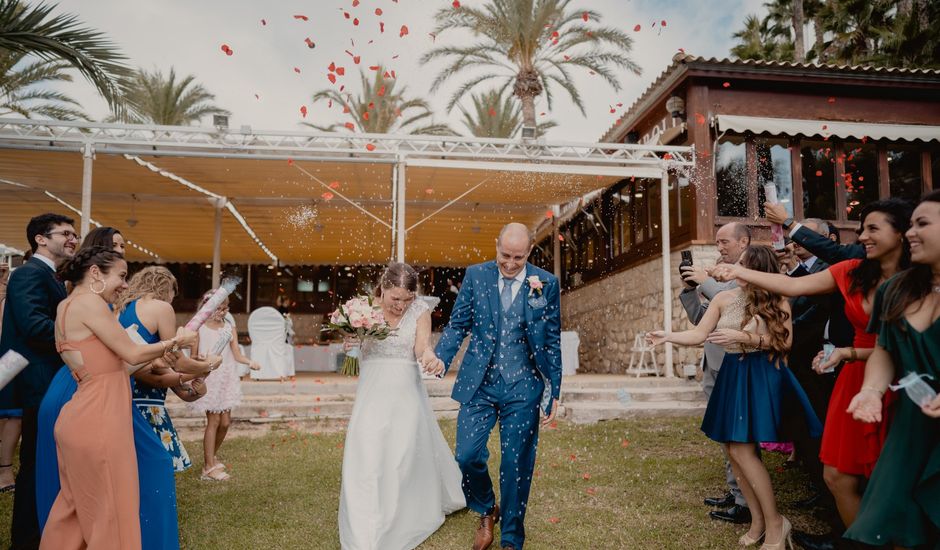 La boda de Ángel y Angélica en Urbanización Montiboli, Alicante