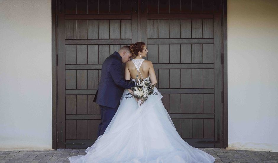 La boda de Cristian  y Merce en León, León