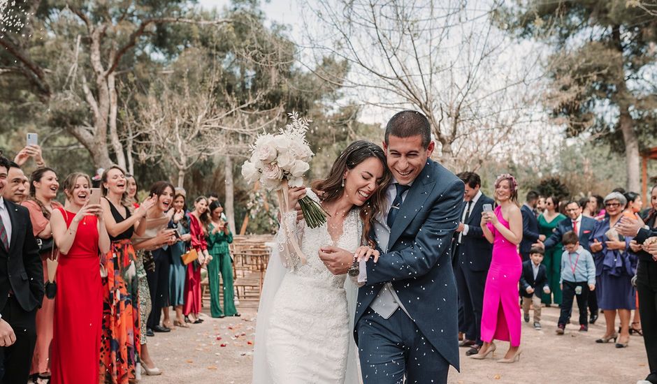 La boda de Andreu  y María Ángeles  en Valencia, Valencia