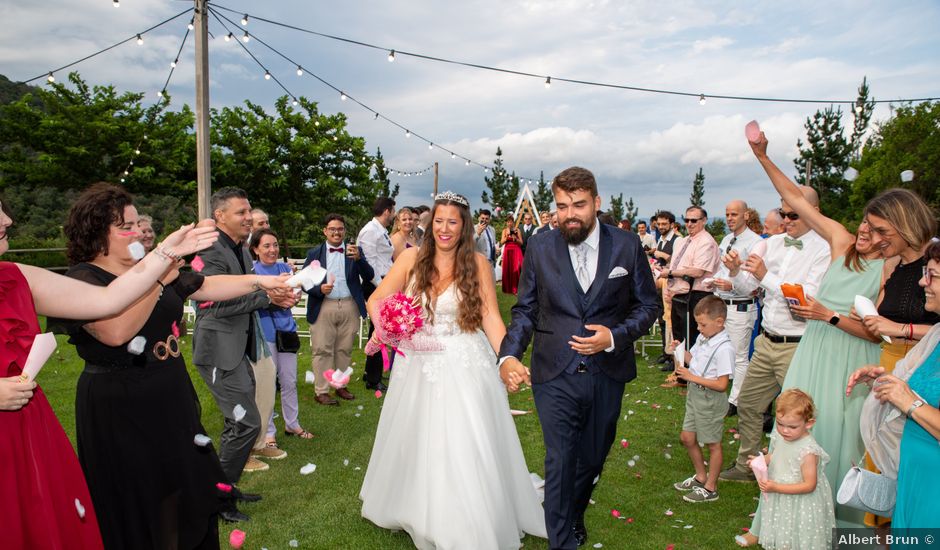 La boda de Héctor y Ana en Brunyola, Girona