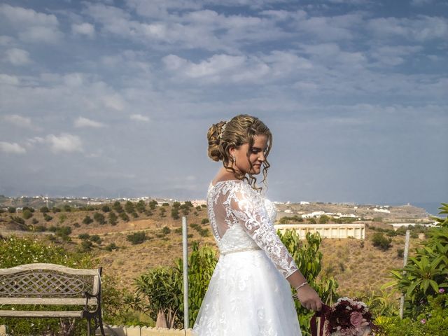 La boda de Alberto y Ester en Benajarafe, Málaga 17