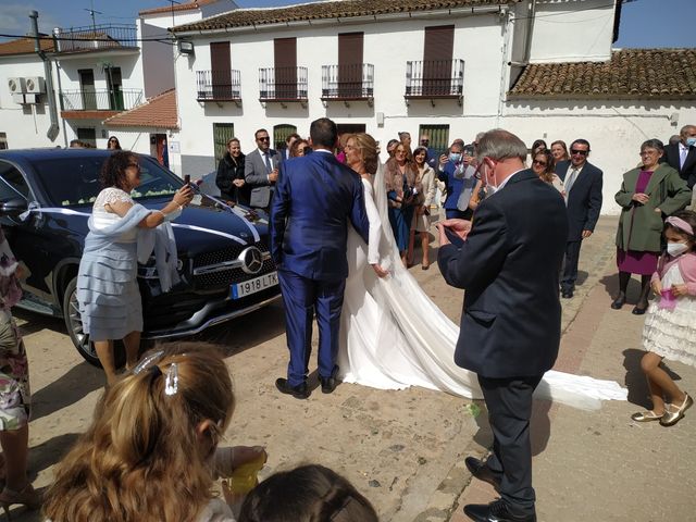 La boda de Sergio y Esperanza en El Castillo De Las Guardas, Sevilla 11
