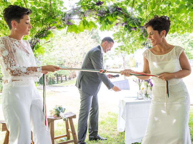 La boda de Marta y Saioa en Zamudio, Vizcaya 21