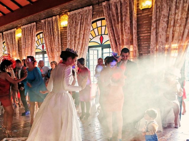 La boda de Santi y Toñi en Sanlucar La Mayor, Sevilla 46