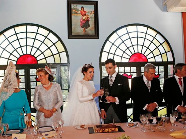 La boda de Santi y Toñi en Sanlucar La Mayor, Sevilla 51