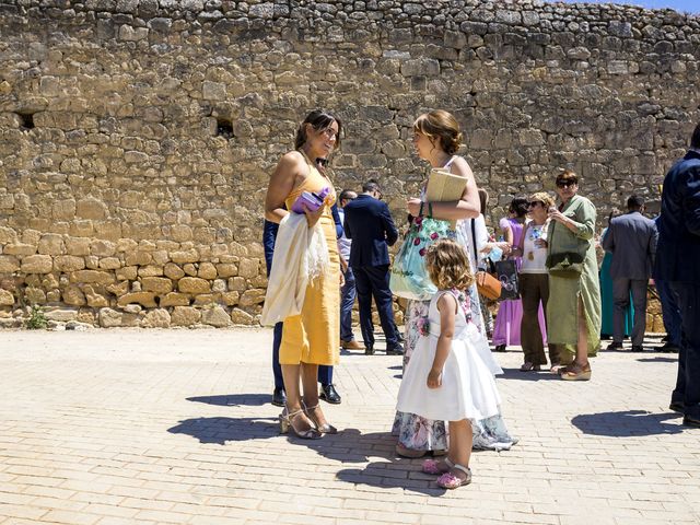 La boda de Marta y Gonzalo en Santa Gadea Del Cid, Burgos 16