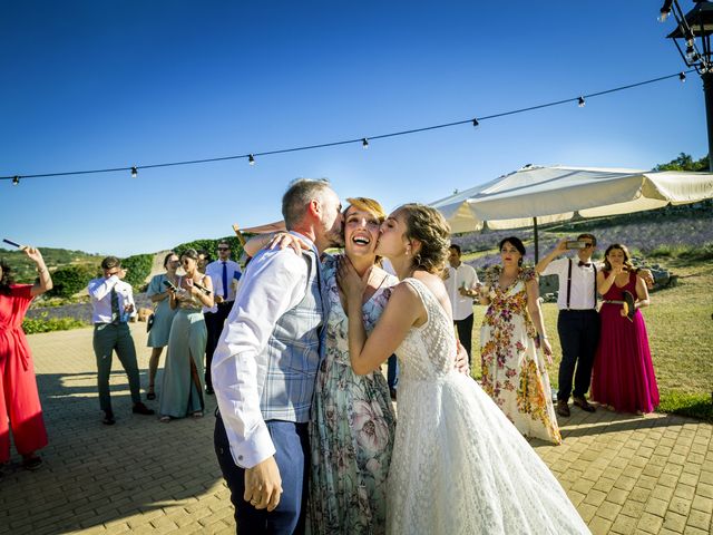 La boda de Marta y Gonzalo en Santa Gadea Del Cid, Burgos 75