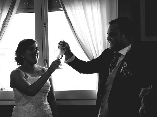 La boda de Carlos y Leticia en Cretas, Teruel 27