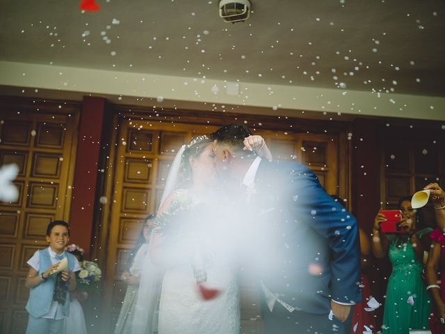 La boda de Adrián y Florentina en Algeciras, Cádiz 18