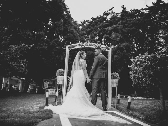 La boda de Adrián y Florentina en Algeciras, Cádiz 29