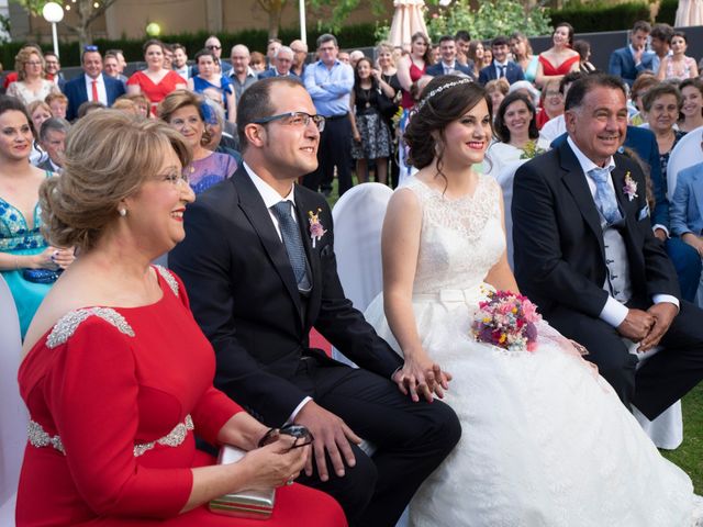 La boda de Alejandro y Soraya en Campo De Criptana, Ciudad Real 29