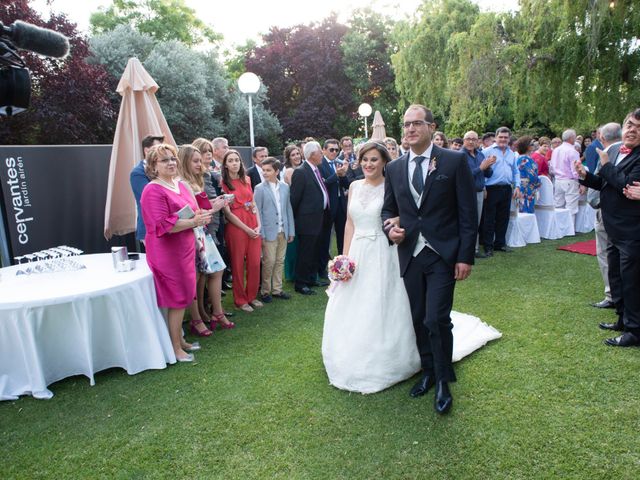 La boda de Alejandro y Soraya en Campo De Criptana, Ciudad Real 35