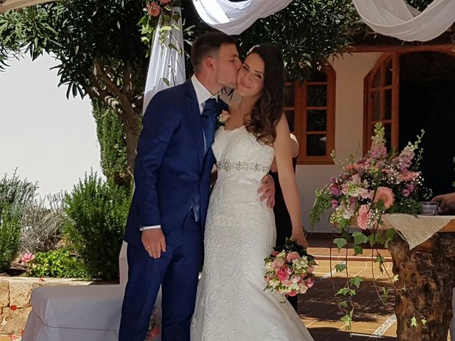 La boda de Javier  y M.Carmen  en Santa Gertrudis De Fruitera, Islas Baleares 14
