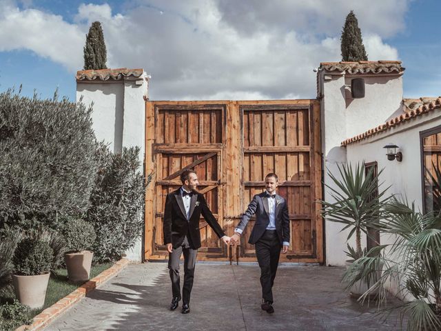 La boda de Miguel y Eloy en Talamanca Del Jarama, Madrid 53