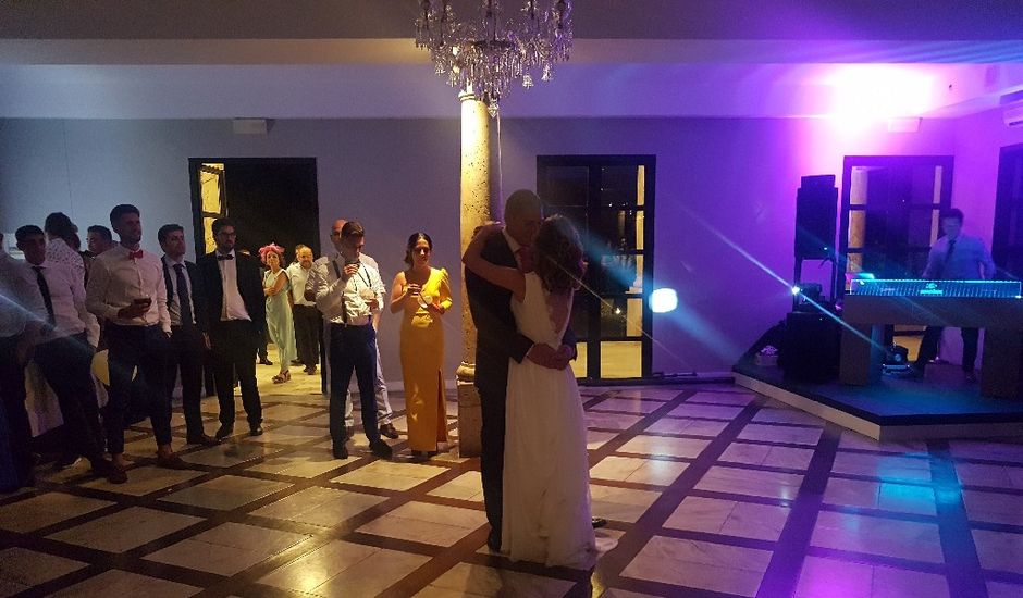 La boda de Chindo y Ana en Serra De Outes, A Coruña