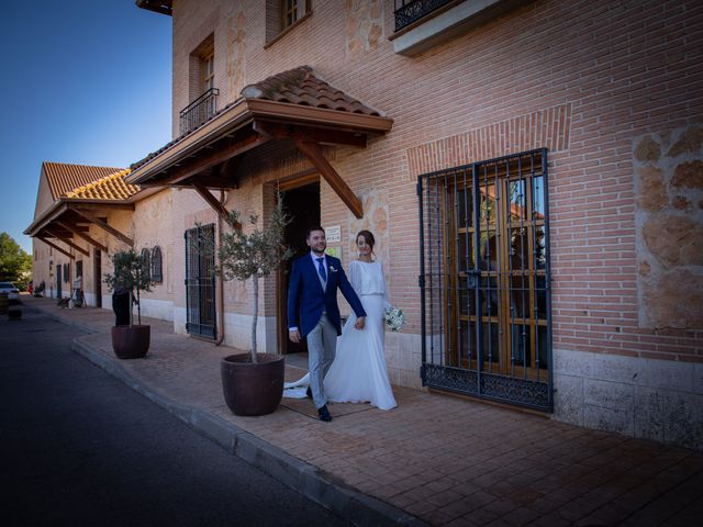 La boda de Silvia y Abel en Argamasilla De Alba, Ciudad Real 17