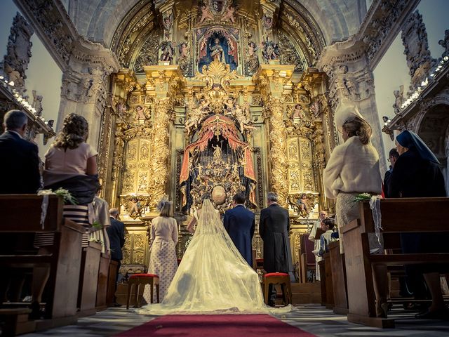 La boda de Miguel Ángel y Estela en Torrecaballeros, Segovia 28
