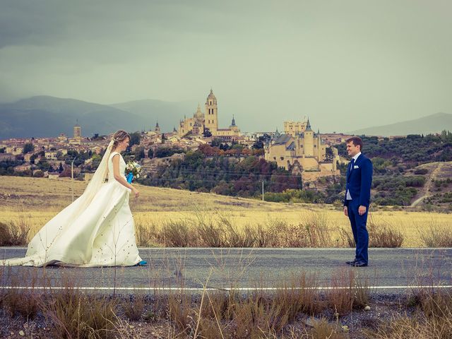 La boda de Miguel Ángel y Estela en Torrecaballeros, Segovia 31