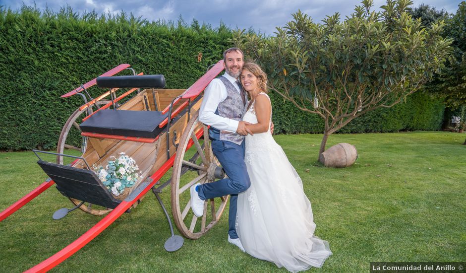 La boda de Daniel y Paula en Navarrete, La Rioja