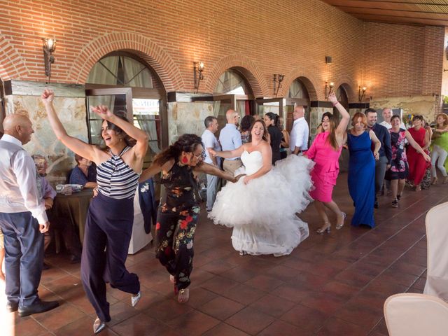 La boda de Luis Miguel y Susana en Fuenlabrada, Madrid 28
