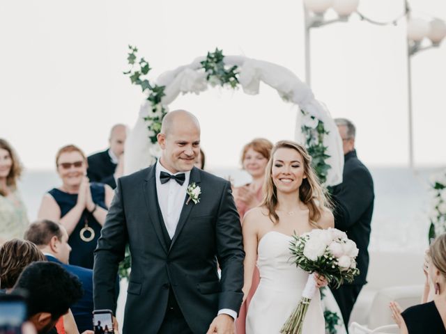 La boda de Aingeru y Nastya en Garraf, Barcelona 30